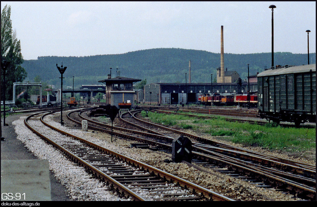 Strecken und Bahnhöfe